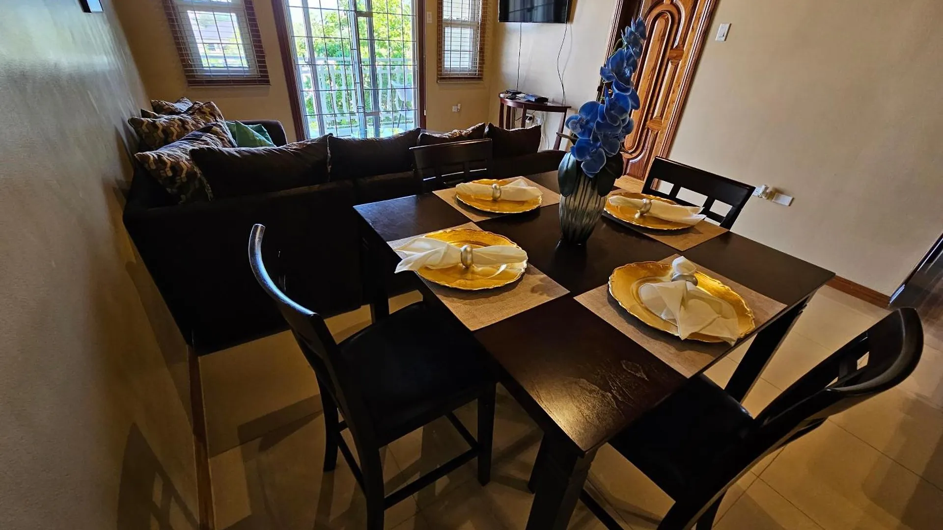 Sweet Oasis Bed & Breakfast Kingston Jamaica